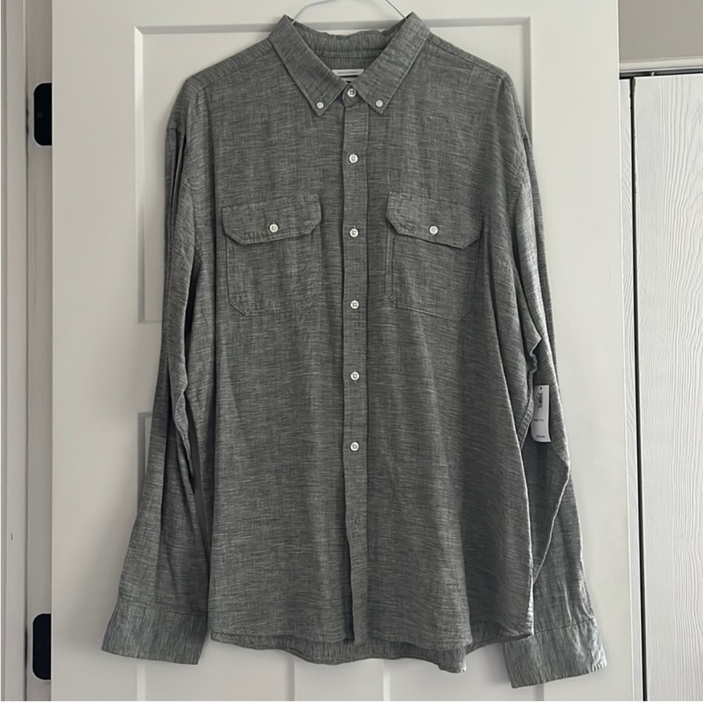 Old Navy Gray Button Down Long Sleeve Shirt